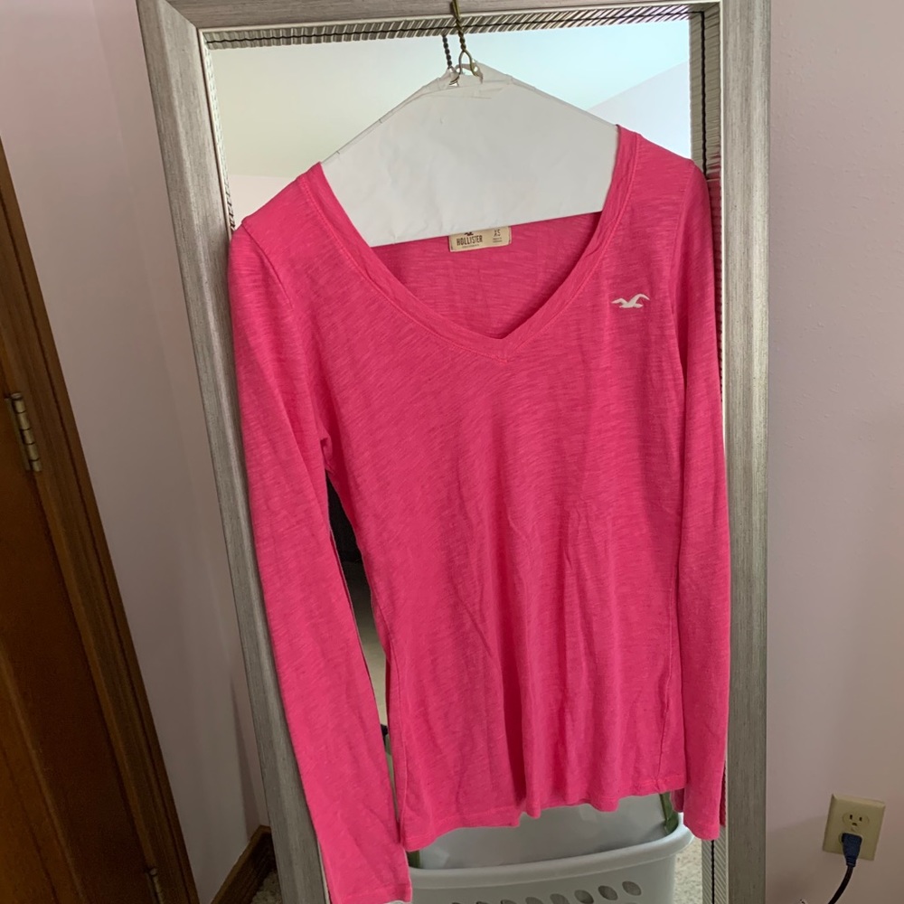 Long sleeve pink Hollister shirt